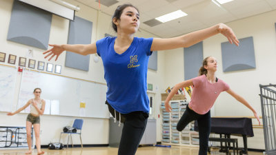 Dance Rehearsal-2435.jpg