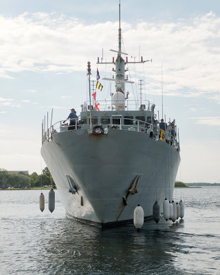 HMCS Goose Bay 7686 copy.jpg