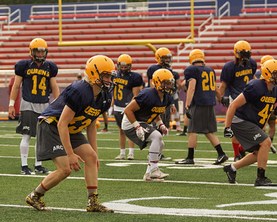 Queen's Football Camp 00823 copy.jpg