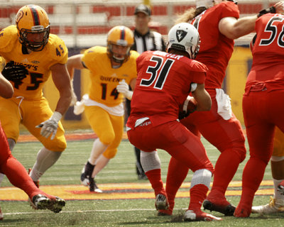 Queen's vs Carleton 01799 copy.jpg