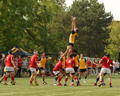 Queen's vs Royal Military College 04872 copy.jpg