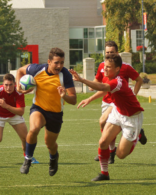 Queen's vs Royal Military College 04898 copy.jpg