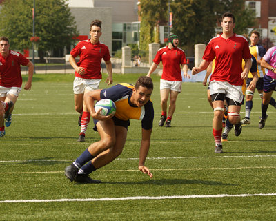 Queen's vs Royal Military College 04901 copy.jpg