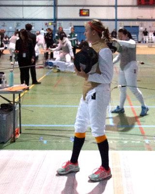 Queen's Fencing 08354 copy.jpg