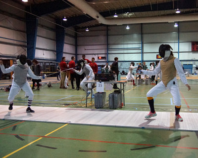 Queen's Fencing 08359 copy.jpg