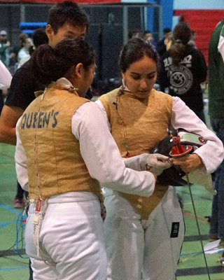 Queen's Fencing 08386 copy.jpg