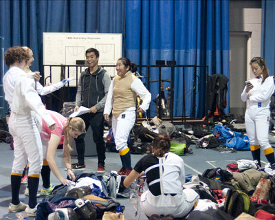 Queen's Fencing 02702 copy.jpg