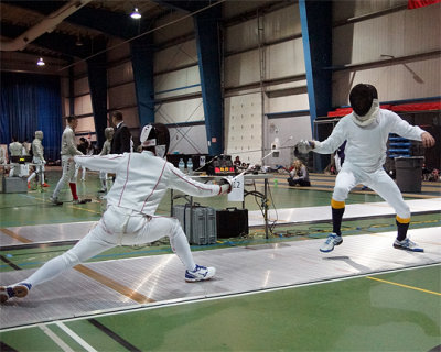 Queen's Fencing 08662 copy.jpg