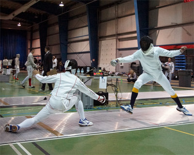 Queen's Fencing 08663 copy.jpg