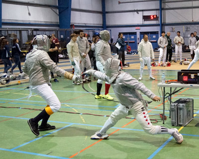 Queen's Fencing 08708 copy.jpg