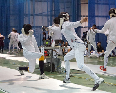 Queen's Fencing 08783 copy.jpg