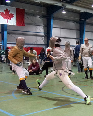 Queen's Fencing 08833 copy.jpg