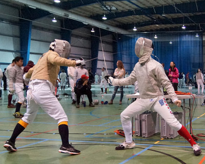 Queen's Fencing 08869 copy.jpg