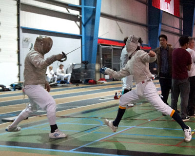 Queen's Fencing 08885 copy.jpg