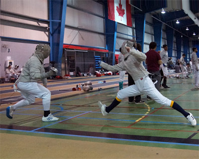 Queen's Fencing 08895 copy.jpg