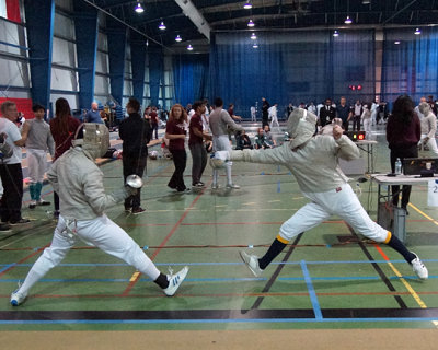 Queen's Fencing 08903 copy.jpg