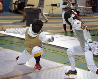 Queen's Fencing 08954 copy.jpg