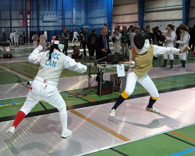 Queen's Fencing 08975 copy.jpg