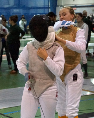 Queen's Fencing 09051 copy.jpg
