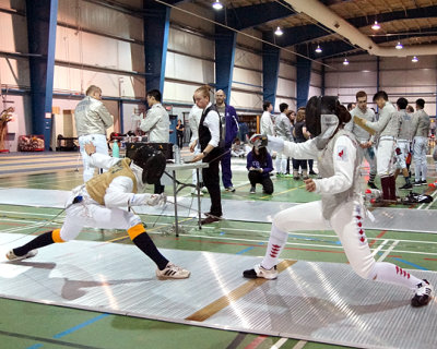 Queen's Fencing 09097 copy.jpg