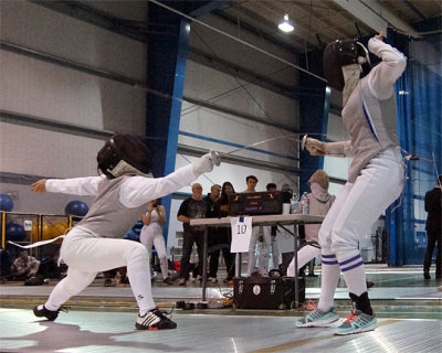 Queen's Fencing 09145 copy.jpg