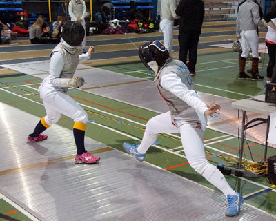 Queen's Fencing 09184 copy.jpg