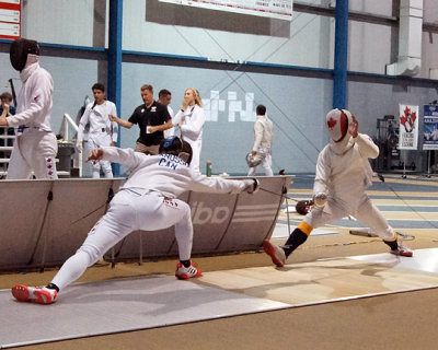 Queen's Fencing 09299 copy.jpg
