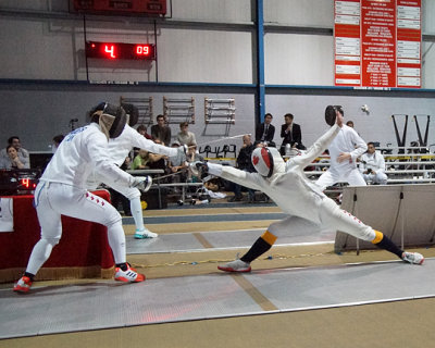 Queen's Fencing 09305 copy.jpg