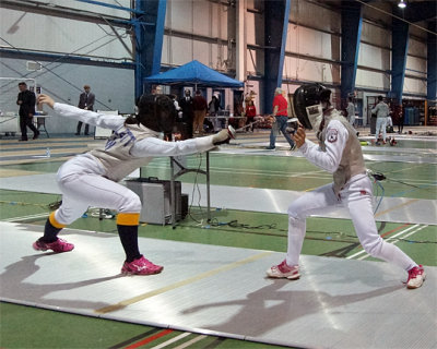 Queen's Fencing 09356 copy.jpg