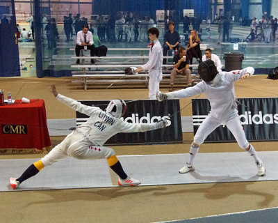 Queen's Fencing 09448 copy.jpg