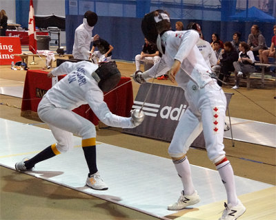 Queen's Fencing 09580 copy.jpg