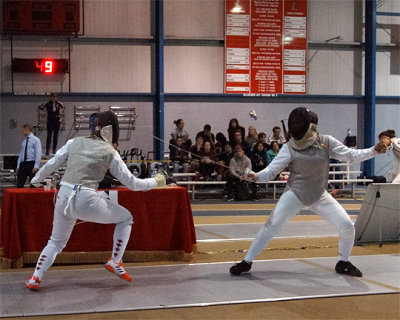 Queen's Fencing 09737 copy.jpg
