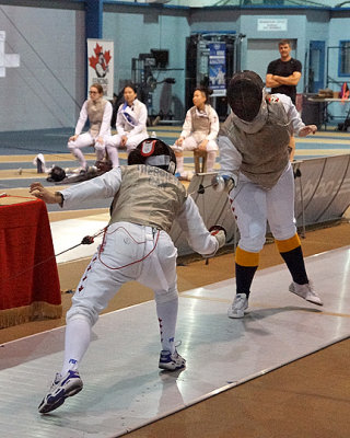 Queen's Fencing 09753 copy.jpg