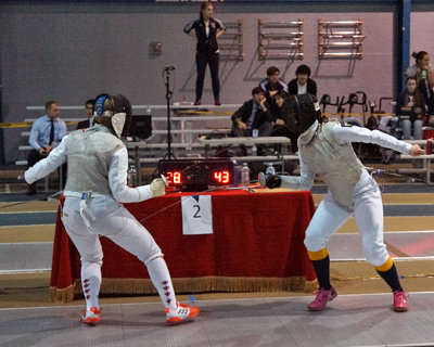 Queen's Fencing 09794 copy.jpg