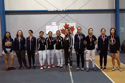 Queen's Fencing 09831 copy.jpg
