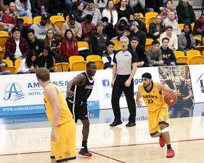 Queen's vs Carleton 03391 copy.jpg
