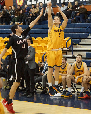 Queen's vs Carleton 05390 copy.jpg