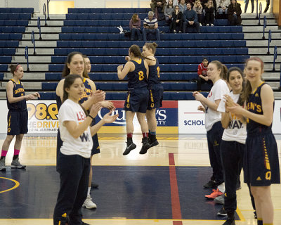 Queen's vs Nipissing 06012 copy.jpg