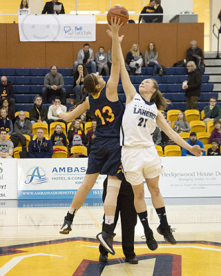 Queen's vs Nipissing 06025 copy.jpg