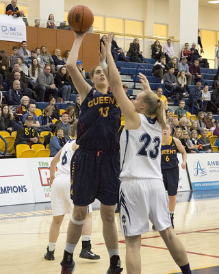 Queen's vs Nipissing 06257 copy.jpg