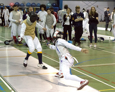 Queen's OUA MFencing 06872 copy.jpg
