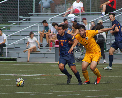 Queen's vs Laurentian 03852 copy.jpg