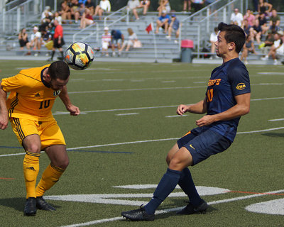 Queen's vs Laurentian 04004 copy.jpg