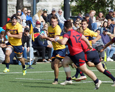 Queen's vs Brock _06086 copy.jpg