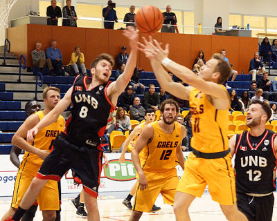 Queen's vs UNB 07297 copy.jpg