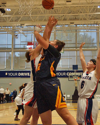 Queen's vs Acadia 07968 copy.jpg