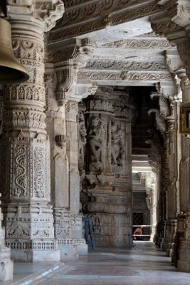 _DSC5997-Chaumukha-Mandir-Jain-Temple.jpg