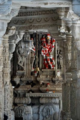 _DSC6027-Chaumukha-Mandir-Jain-Temple.jpg