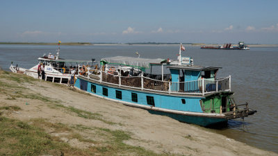 _DSC0203-Mingun-Boat-to-Mandalay.jpg
