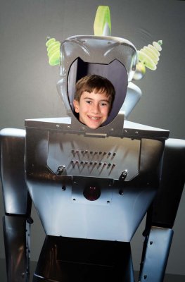 7942